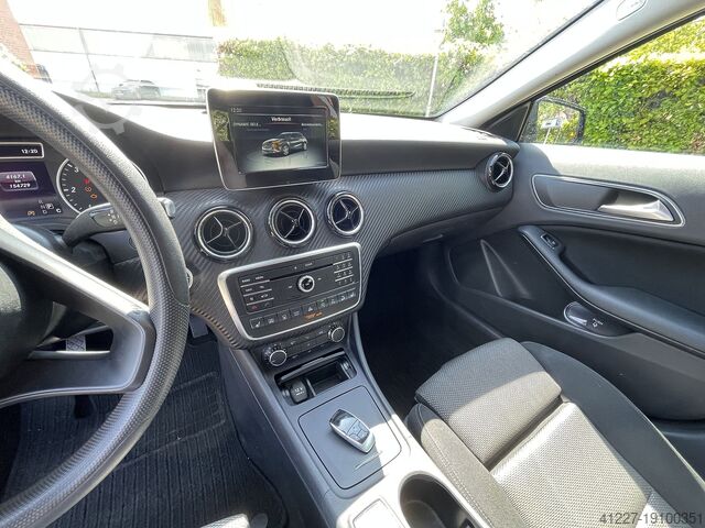 GLA 200 D 4-MATIC auxiliary heater Mercedes GLA 200 D 4-MATIC