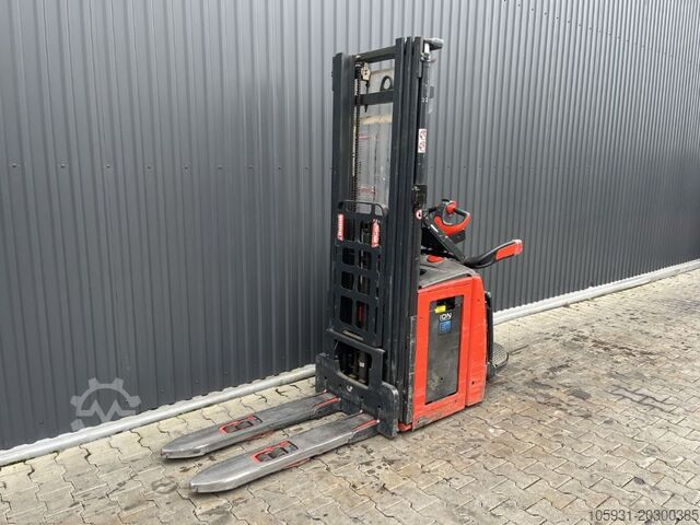 Stand-on stacker Linde L14APi
