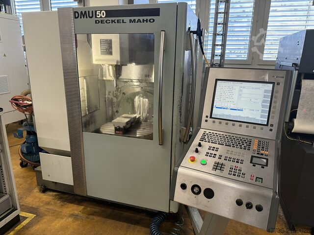 CNC 3+2-Achs Universal-Bearbeitungszentrum DECKEL MAHO DMU 50