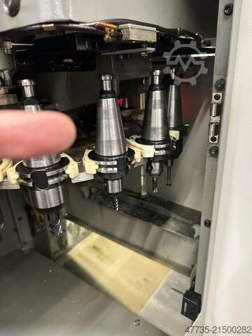 CNC 3+2-Achs Universal-Bearbeitungszentrum DECKEL MAHO DMU 50