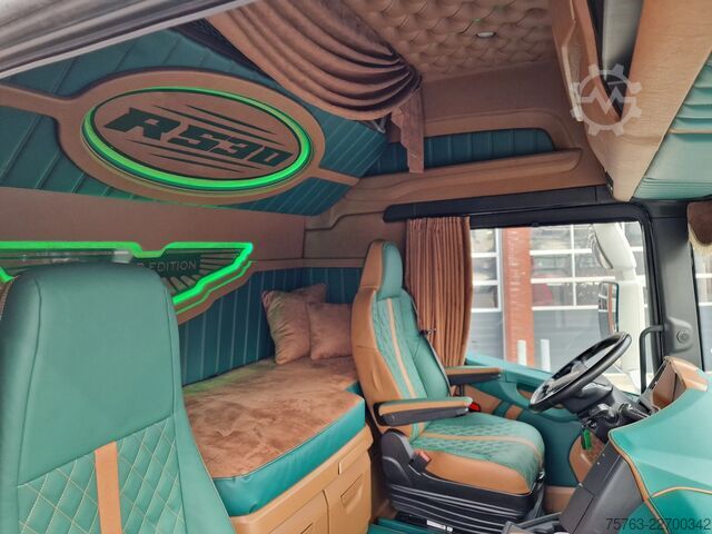 Standard-SZM Scania R530 V8 NGS Highline 6x2 - Show truck - BUFFL i...