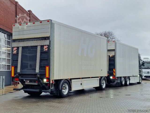 Suitcase Volvo FH 13.460 Globetrotter XL 6x2 - Box with side d...