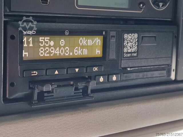 Suitcase Volvo FH 13.460 Globetrotter XL 6x2 - Box with side d...