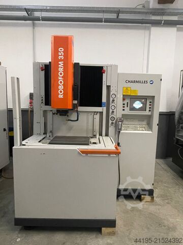 Senkerodiermaschine CHARMILLES Roboform 350