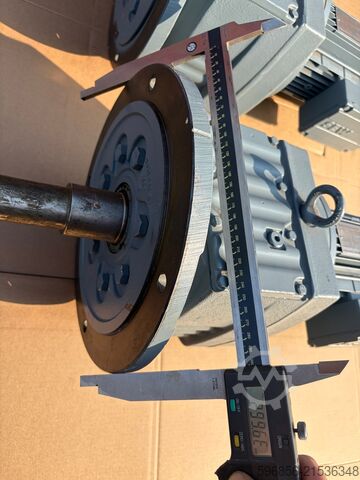 SEW EURODRIVE Getriebemotor RF77 DT80N4 BMG/HF/ES1S, 0,75 kW Motoreduktor SEW EURODRIVE RF77 DT80N4 BMG/HF/ES1S 0,75kW Motoreduktor SEW EURODRIVE RF77 DT80N4 BMG/HF/ES1S 0,75kW