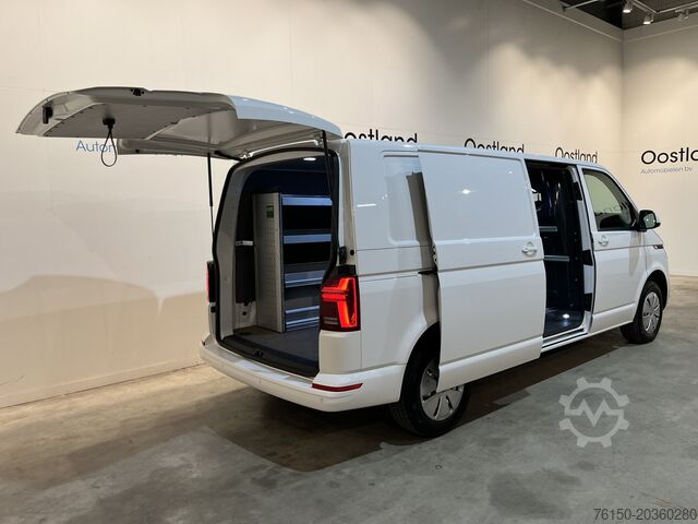 Box van Volkswagen Transporter 2.0 TDI L2H1 150 PK Automaat Servic...