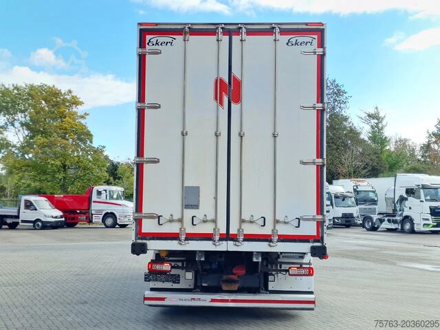 Koffer Volvo FH 16.750 Globetrotter XL 6x2 - Ekeri box with ...
