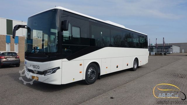 Überlandbus IVECO NEUER CROSSWAY 10.7 EURO 6 mit 49 Sitzplätzen