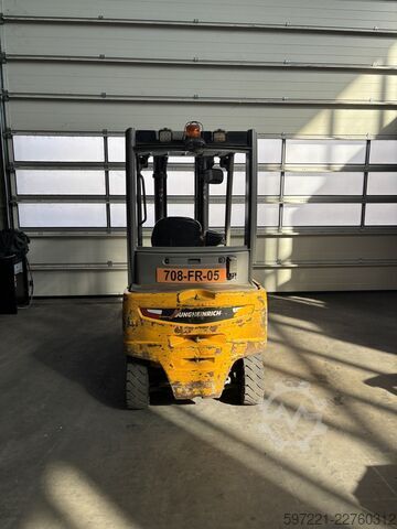 Electric - 4 wheels Jungheinrich EFG 316