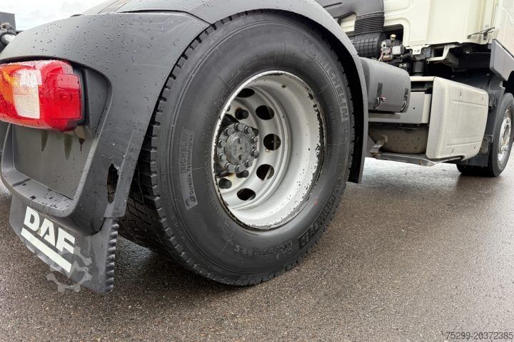 Standard SZM DAF CF 330 4x2 Retarder / Swiss-Vehicle