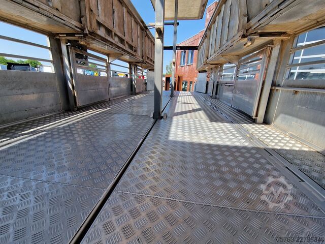Cattle transport Berdex FH 460 Berdex 3 deck livestock - Loadlift - Lif...