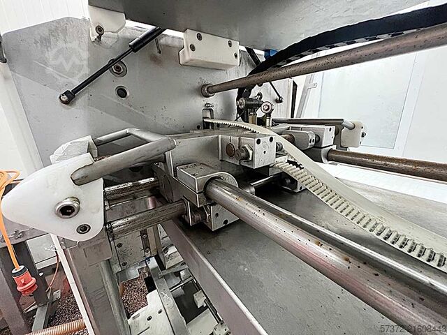 Tray-Verpackungsmaschine Sealpac Flowpack 800