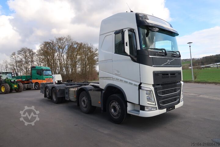 LKW-Fahrgestell Volvo FH 460 8x2 Nachlauflenkachse