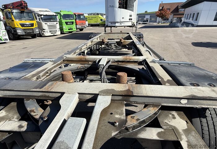 Anhänger-Wechselfahrgestell Schmitz Cargobull AWF 18 BDF / Swiss-Vehicle