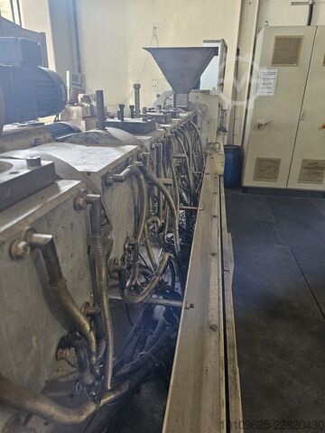 Twin-screw extruder Berstorff ZE 40A X 55D-UTX