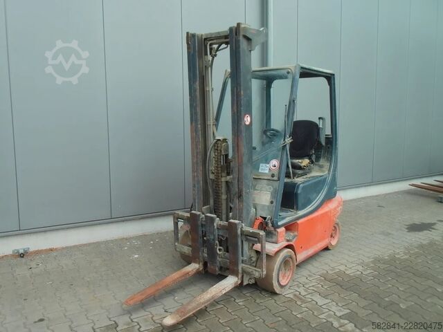 Electric 4-wheel forklift LINDE E 20 P