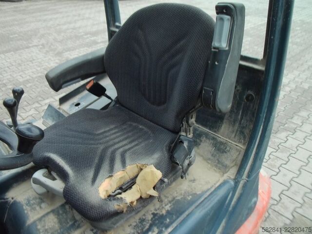 Electric 4-wheel forklift LINDE E 20 P