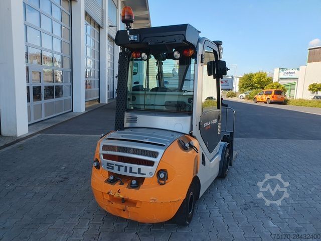 Frontstapler STILL RX70-35 / Triplex: 4.80m / nur 2.876h! / Klima