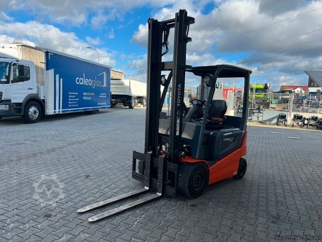 Frontstapler TOYOTA 9FBMK30T / Duplex: 3.90m / nur 317h! / SS