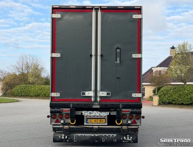Reefer semitrailer CHEREAU CSD3 TECNOGAM LIFT AXLE TAIL LIFT 1340x250x265 C