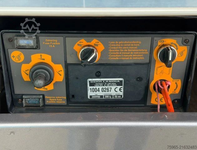 Reefer semitrailer CHEREAU CSD3 TECNOGAM LIFT AXLE TAIL LIFT 1340x250x265 C