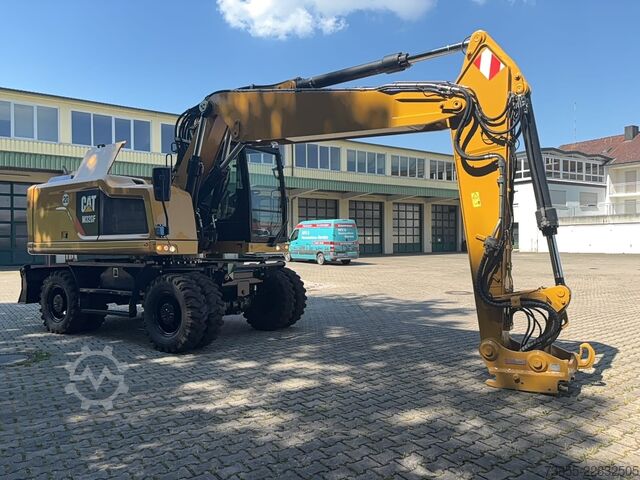 Wheeled Excavator Caterpillar M320F
