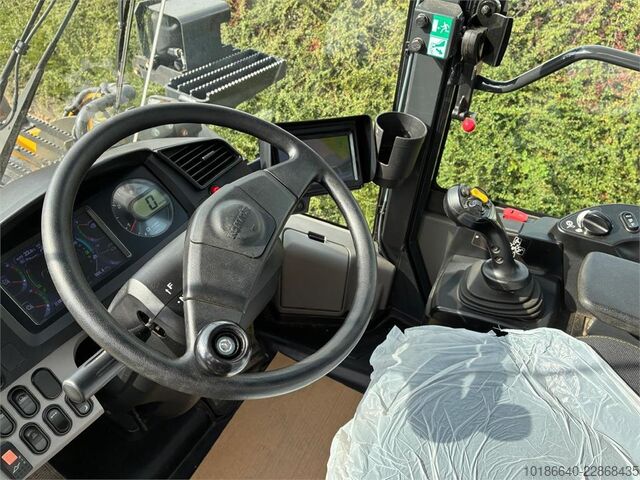 Komatsu WA270-8E0 Komatsu WA270-8E0