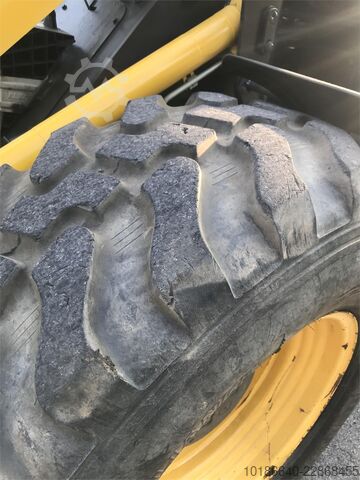 Komatsu WA100M-7 Komatsu WA100M-7