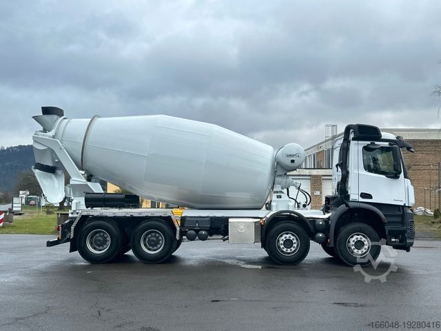 Concrete mixer truck MERCEDES-BENZ AROCS 5 4242 8x4 Euro5 EuromixMTP EM 12m R