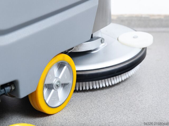 Hako Scrubmaster B45 CL NEUE BATTERIEN Hako Scrubmaster B45 CL TB510 - 2021y- 154h