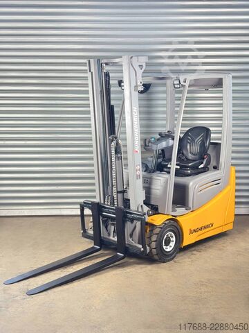 Elektro 3-Rad Jungheinrich EFG 215 - nur 3700std. - Service Neu- Batterie 90%