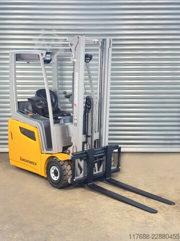 Elektro 3-Rad Jungheinrich EFG 215 - nur 3.950 Std - Service Neu Batterie 87%