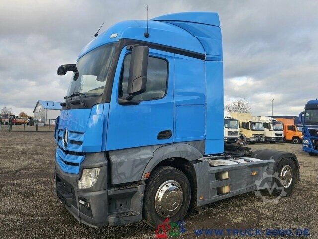 Standard tractor unit Mercedes-Benz Actros 1842 LS StreamSpace 2 Betten Kühlschrank