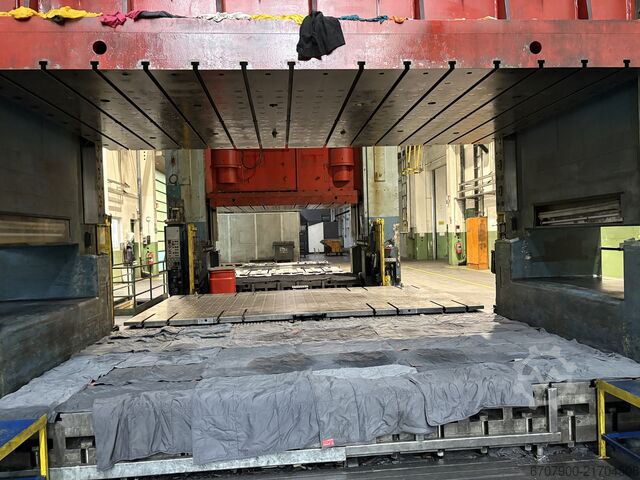 Eccentric press double column Schuler P4 E2 SQ 1200