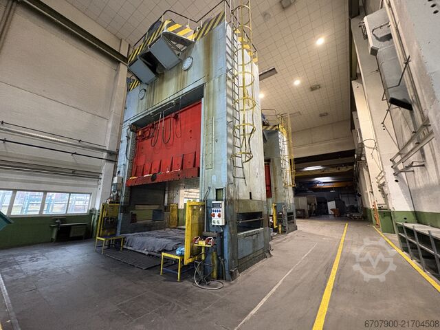 Eccentric press double column Schuler P4 E2 SQ 1200