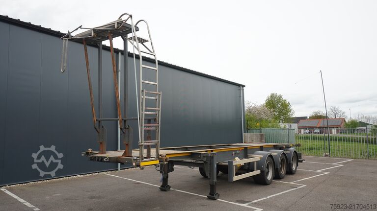 Containertransport Burg BURG Adr container transport trailer