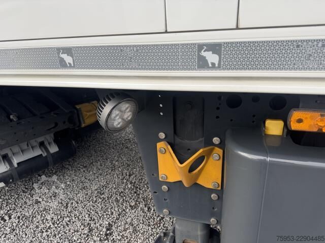 Reefer semitrailer Schmitz Cargobull SKO 24/L-14.7 FP 45 V7 Pharma Lang LKW Vector HE19