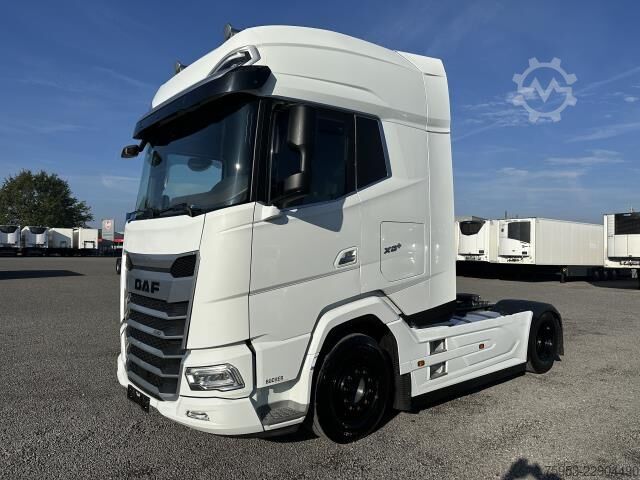 Standard tractor unit DAF XG+ 530 Intarder Navigation Standklima