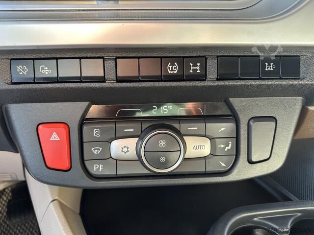 Standard tractor unit DAF XG+ 530 Intarder Navigation Standklima