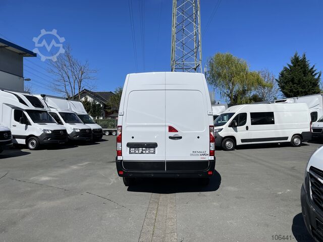 Refrigerated box wagon Renault Master Kühlkasten Thermo King V200