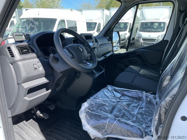 Refrigerated box wagon Renault Master Kühlkasten Thermo King V200