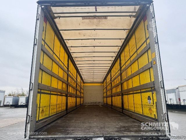 Auflieger mit Pritsche & Plane Schmitz Cargobull Curtainsider Standard