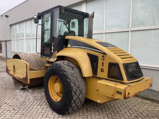 Einzelwalze CAT CS 573 E       2004