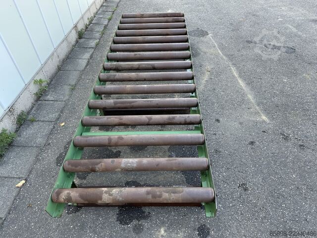 Roller conveyor 300 x 90 cm  