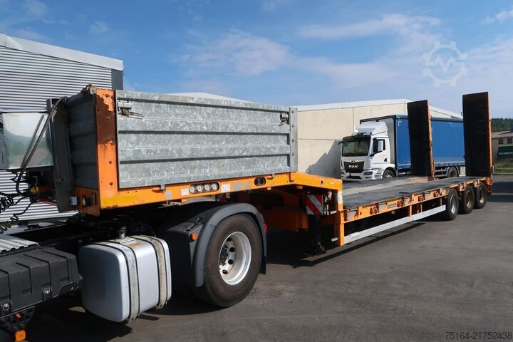 Tieflader-Sattelauflieger Goldhofer STZ-L3-36/80