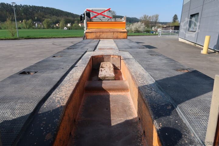 Tieflader-Sattelauflieger Goldhofer STZ-L3-36/80