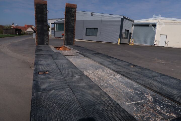 Tieflader-Sattelauflieger Goldhofer STZ-L3-36/80