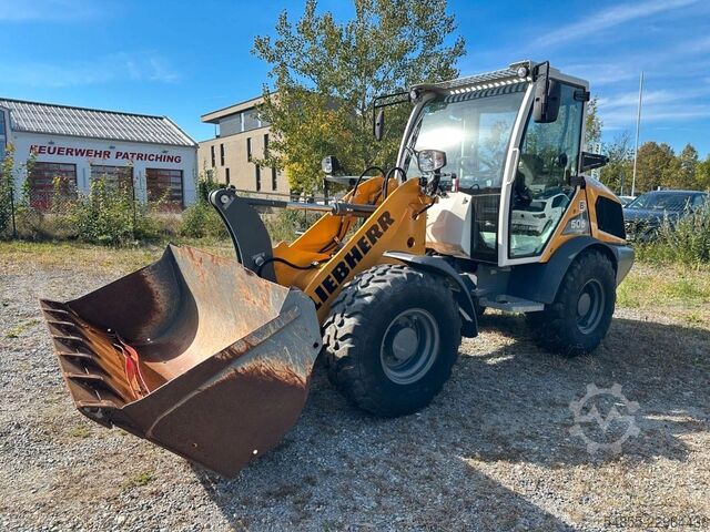 Radlader LIEBHERR L506 Compact