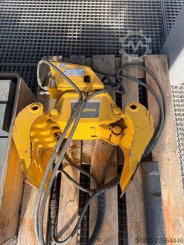 Landmaschine Epiroc Multigreifer