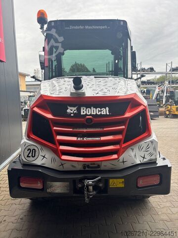 Wheel loader BOBCAT L 85  Radlader  -  Klima   Breitreifen - EDITION